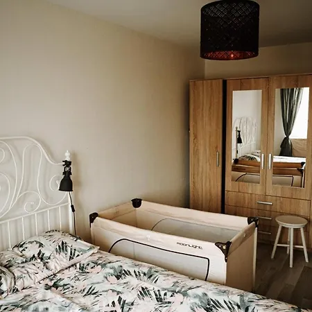 O'clock Apartment